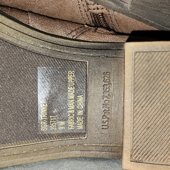 Womens brown booties. SUGAR Size 9 - Picture 9 of 11